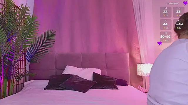 Mia  Peach online show from 01-24-25, 11:56