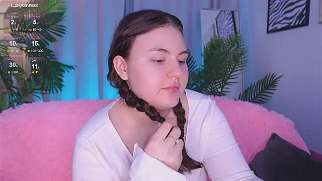 Mia  Peach online show from 03-14-25, 12:10