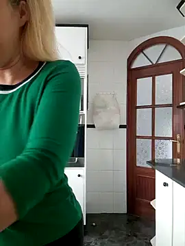 lamorbosa37 online show from 12-13-24, 12:50