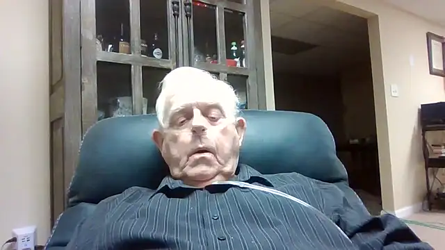 bootlegmanz online show from 12-16-25, 03:39