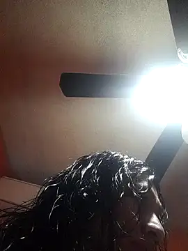 miicheele32 online show from 01-01-25, 09:09