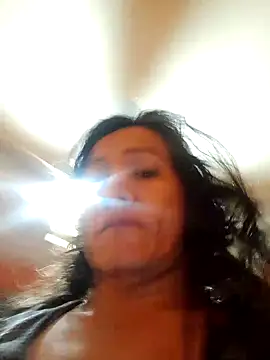 miicheele32 online show from 01-04-25, 04:22