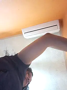 miicheele32 online show from 11-30-25, 08:18