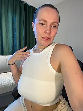 Charming Daphny online show from 02-27-26, 09:31