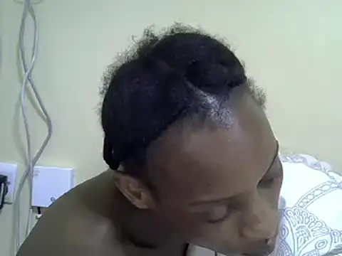 Snapshot of Iam_Rona chatting on 01-24-25, 12:52 Iam Rona online show from 01-24-25, 12:52