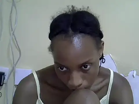 Snapshot of Iam_Rona chatting on 01-24-25, 01:36 Iam Rona online show from 01-24-25, 01:36