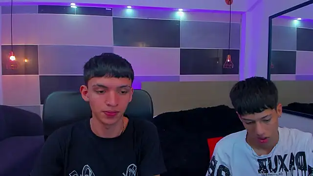 Juan Nd Steven online show from 01-25-25, 03:20