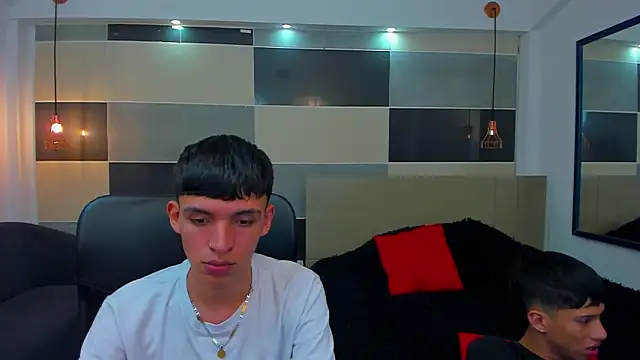 Juan Nd Steven online show from 02-18-25, 04:37