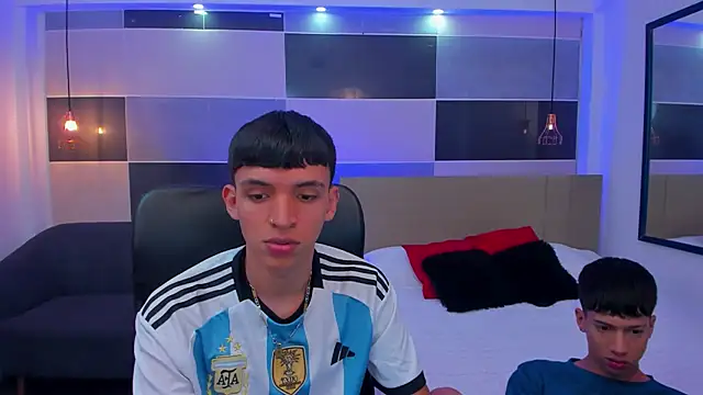 Juan Nd Steven online show from 02-19-25, 04:12