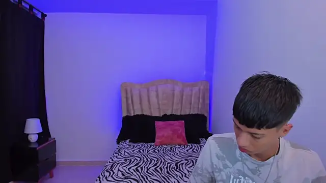 Juan Nd Steven online show from 09-12-25, 04:23