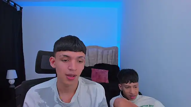 Juan Nd Steven online show from 09-23-25, 04:26