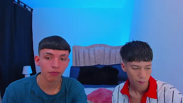 Juan Nd Steven online show from 10-10-25, 04:33