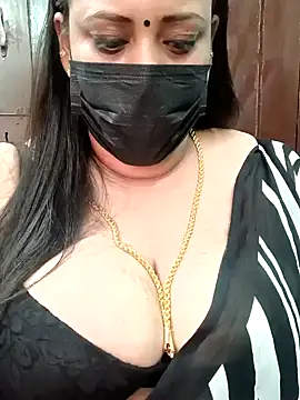 Snapshot of ashikaa_r chatting on 12-22-24, 09:00 ashikaa r online show from 12-22-24, 09:00