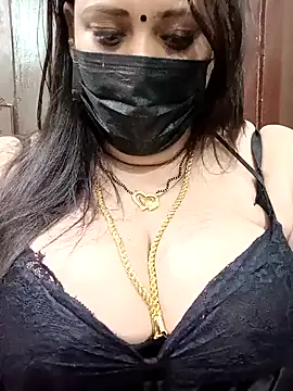 Snapshot of ashikaa_r chatting on 12-26-24, 06:12 ashikaa r online show from 12-26-24, 06:12