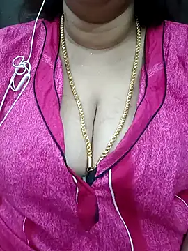 Snapshot of ashikaa_r chatting on 01-26-25, 03:27 ashikaa r online show from 01-26-25, 03:27