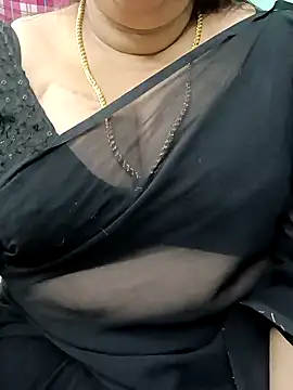 Snapshot of ashikaa_r chatting on 01-27-25, 03:39 ashikaa r online show from 01-27-25, 03:39