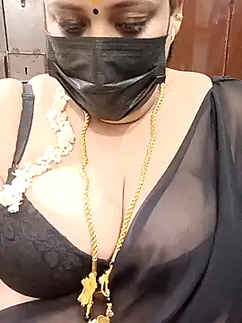 Snapshot of ashikaa_r chatting on 02-14-25, 07:54 ashikaa r online show from 02-14-25, 07:54