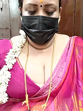 Snapshot of ashikaa_r chatting on 02-19-25, 05:27 ashikaa r online show from 02-19-25, 05:27