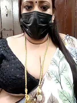 Snapshot of ashikaa_r chatting on 03-02-25, 04:21 ashikaa r online show from 03-02-25, 04:21