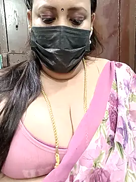 Snapshot of ashikaa_r chatting on 03-09-25, 04:11 ashikaa r online show from 03-09-25, 04:11