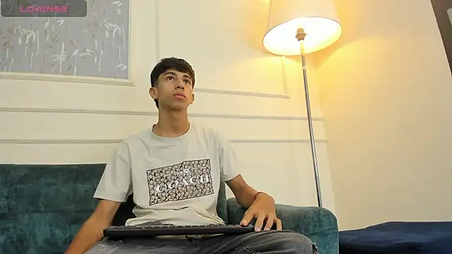 Lucian Davi online show from 01-18-25, 12:15
