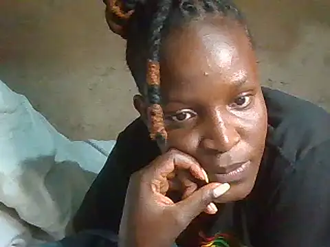 pretty prickle online show from 02-18-25, 02:59