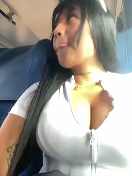 Snapshot of luisa16xxx chatting on 12-11-24, 07:14 luisa16xxx online show from 12-11-24, 07:14