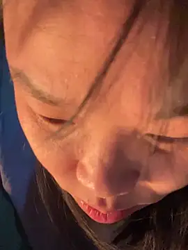 Snapshot of Laura8910 chatting on 01-05-25, 11:15 Laura8910 online show from 01-05-25, 11:15