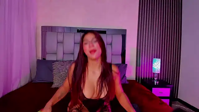 sophiieTaylor1 online show from 09-10-25, 04:12