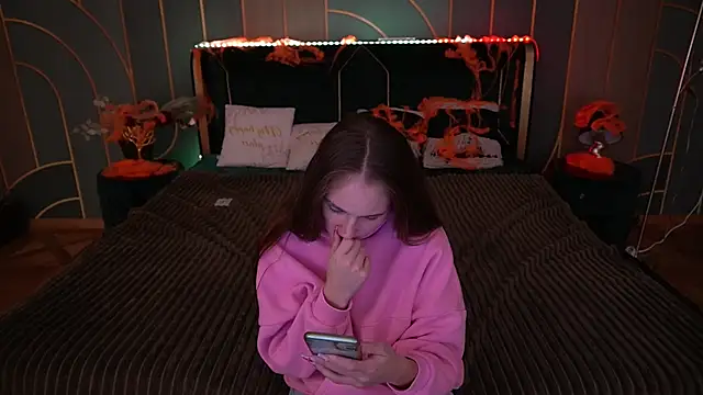 PamelaXX  online show from 10-24-25, 08:05