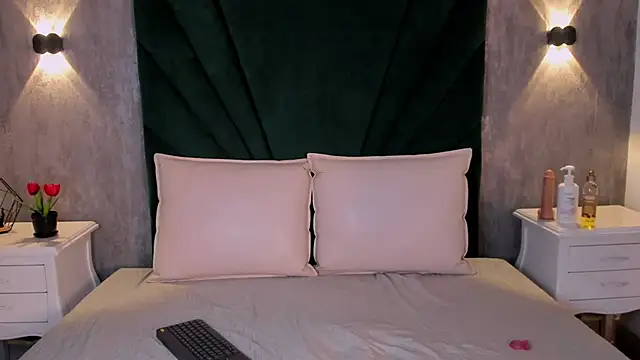 Alexiis Etereo online show from 02-18-26, 07:21