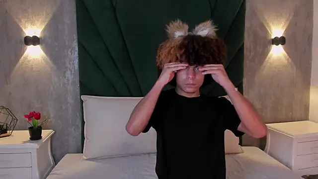 Alexiis Etereo online show from 03-02-26, 07:32