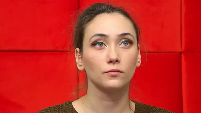 Snapshot of AliceMunro chatting on 01-31-25, 03:33 AliceMunro online show from 01-31-25, 03:33