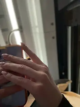 Snapshot of Accole chatting on 01-26-25, 06:48 Accole online show from 01-26-25, 06:48