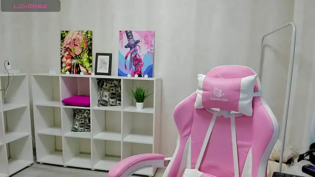 Stacey Brown online show from 12-05-24, 01:25