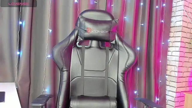 Stacey Brown online show from 12-20-24, 02:49