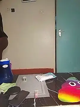 melaninebony1 online show from 04-04-26, 07:11