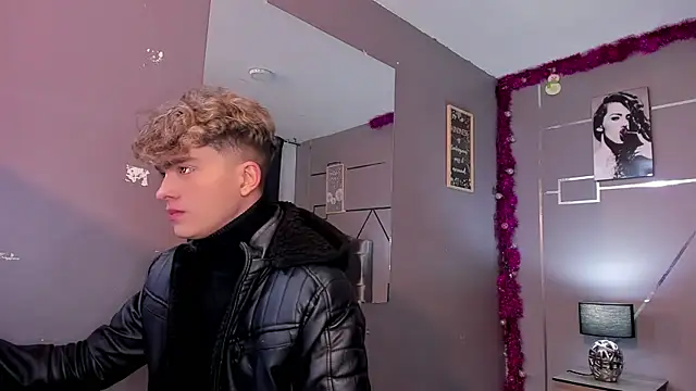 ANDRIUS 24 online show from 12-03-24, 01:43