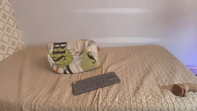 Chantal taylor  online show from 02-28-25, 06:20