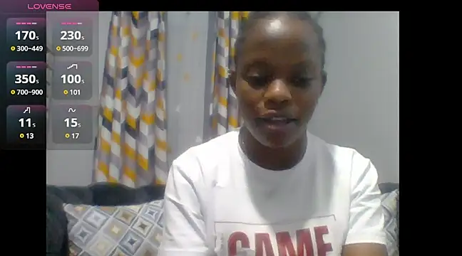 Petite 254 online show from 03-17-25, 04:33