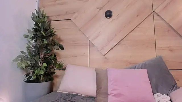 Snapshot of Natasha_Smith09 chatting on 12-29-24, 02:52 Natasha Smith09 online show from 12-29-24, 02:52