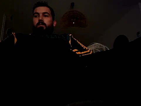 Snapshot of Leonormaldick chatting on 10-20-25, 09:37 Leonormaldick online show from 10-20-25, 09:37