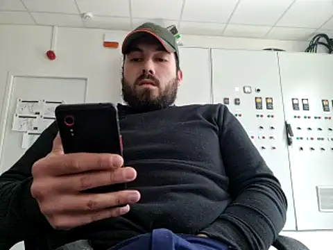 Snapshot of Leonormaldick chatting on 02-04-26, 10:54 Leonormaldick online show from 02-04-26, 10:54