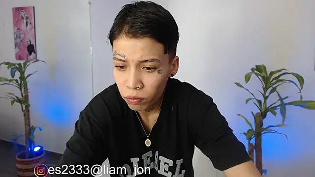 Snapshot of Jonesliam23 chatting on 01-09-25, 07:29 Jonesliam23 online show from 01-09-25, 07:29