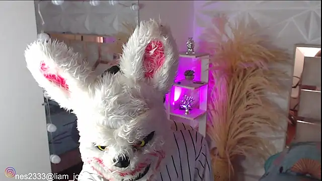 Snapshot of Jonesliam23 chatting on 10-31-25, 07:48 Jonesliam23 online show from 10-31-25, 07:48