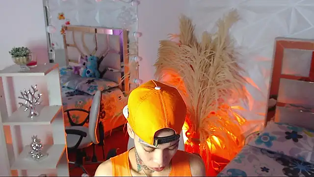 Snapshot of Jonesliam23 chatting on 01-07-26, 06:54 Jonesliam23 online show from 01-07-26, 06:54