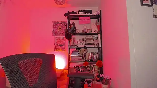 Snapshot of sol__angel chatting on 03-08-25, 10:00 sol angel online show from 03-08-25, 10:00