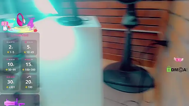 EmilyySaenz online show from 09-11-25, 05:13