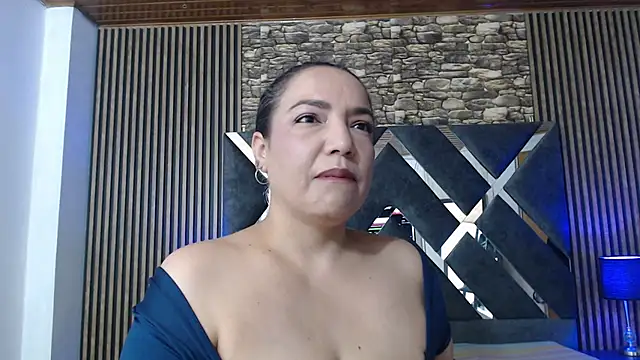 marie hss online show from 11-18-25, 07:29