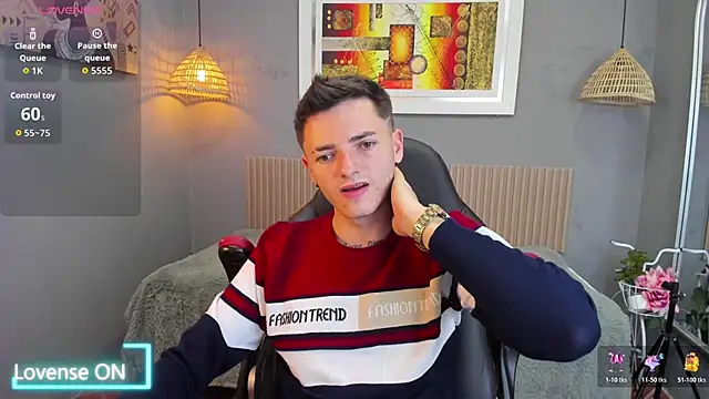 Snapshot of tossetrech chatting on 11-15-25, 03:59 tossetrech online show from 11-15-25, 03:59